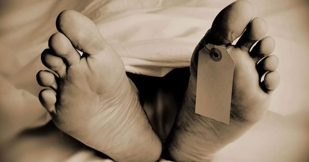দিনদুপুরে ছুরিকাঘাত, মৃত্যু হাসপাতালে