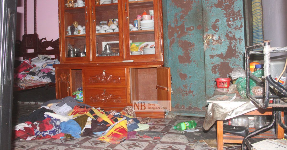 ক্ষোভ থেকে নয়, নড়াইলে সাম্প্রদায়িক হামলার লক্ষ্য লুটপাট
