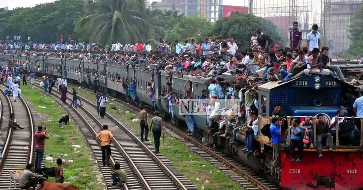 ট্রেনের ছাদে যাত্রী ওঠা বন্ধে ব্যবস্থা জানতে চায় হাইকোর্ট