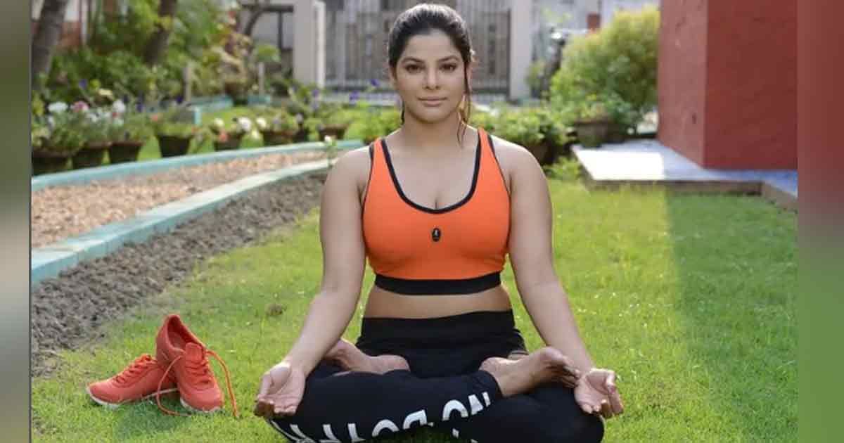 কে-এই-অর্পিতা