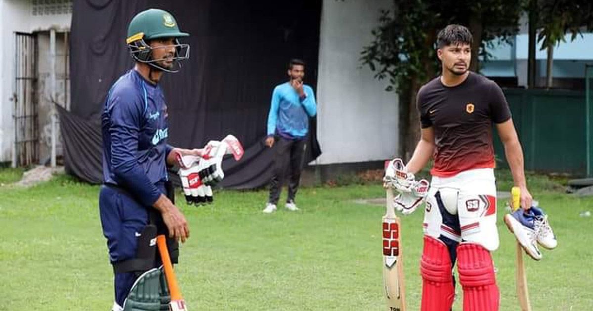 নির্বাচক ছাড়াই জিম্বাবুয়ে সফর