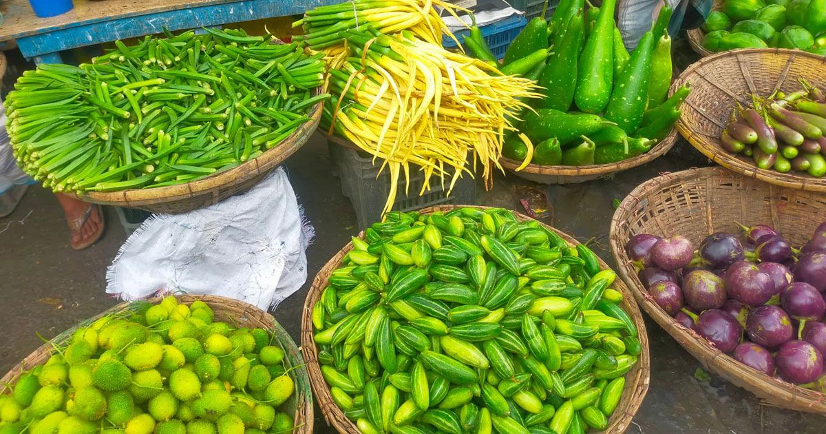 ইলিশের বাজারে খুশির হাওয়া