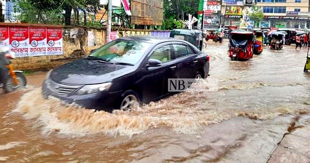 চার-ঘণ্টার-বৃষ্টিতে-থইথই-ময়মনসিংহ