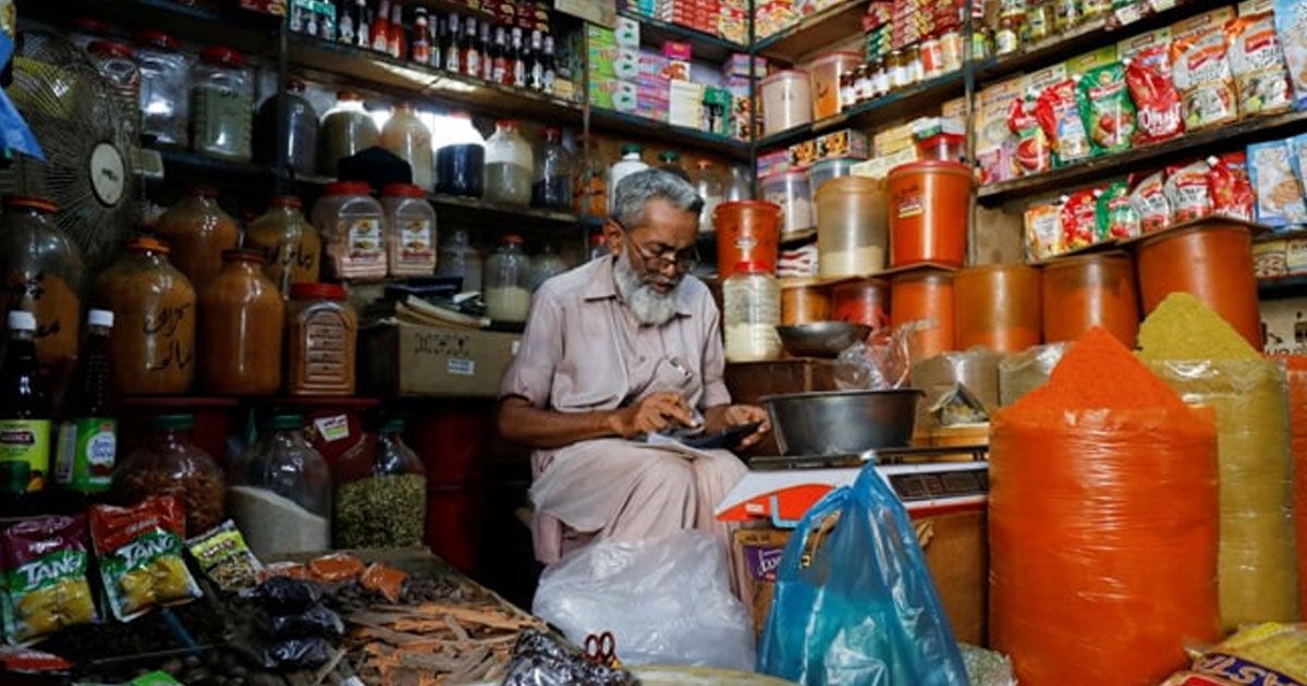 খারাপ দিন তো সামনে: পাকিস্তানের অর্থমন্ত্রী