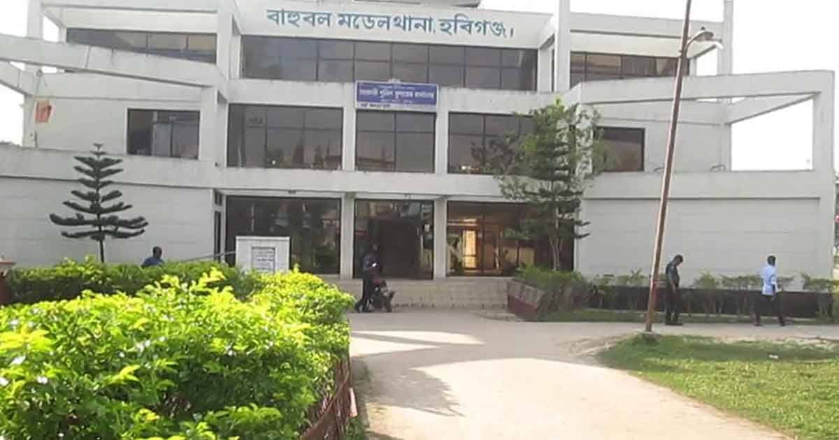ছাগল আটক থানায়, তদবির এমপির