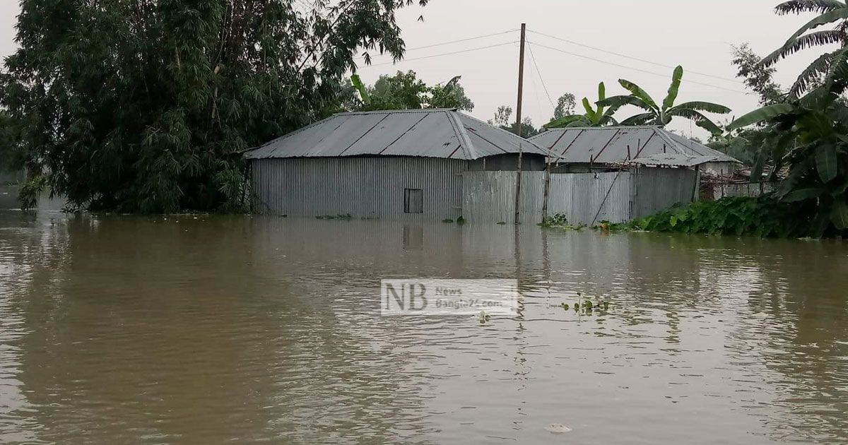 তিস্তার তলদেশ ভরাট, অল্প পানিতেই প্লাবিত নিম্নাঞ্চল