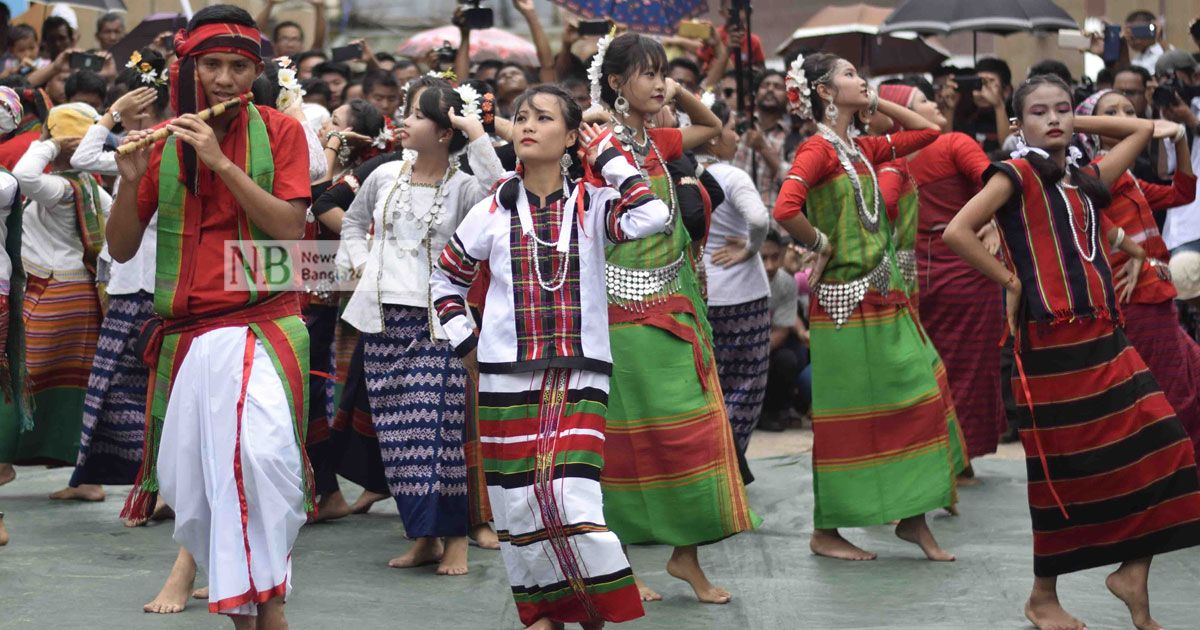 ‘আদিবাসী’র স্বীকৃতি চান পাহাড়িরা 