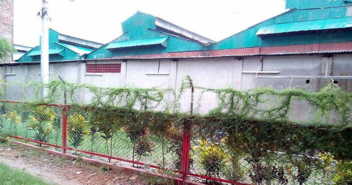 সাভার-রিফ্র্যাক্টরিজের-বিনিয়োগকারীদের-মাথায়-হাত