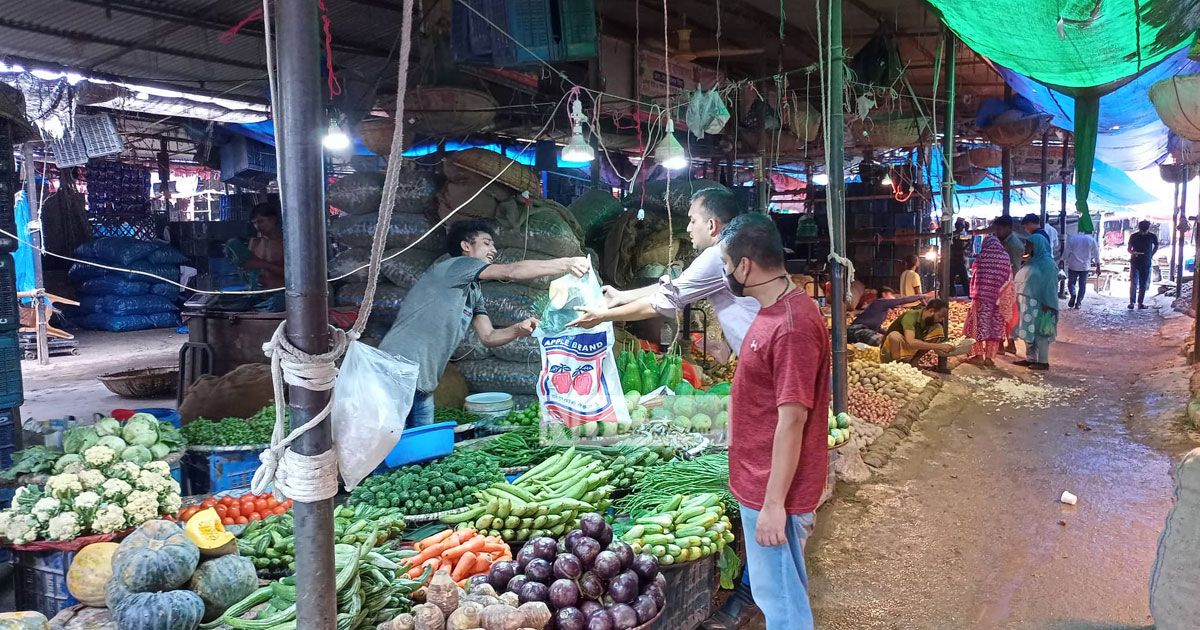 কাঁচাবাজার নিয়ন্ত্রণহীন