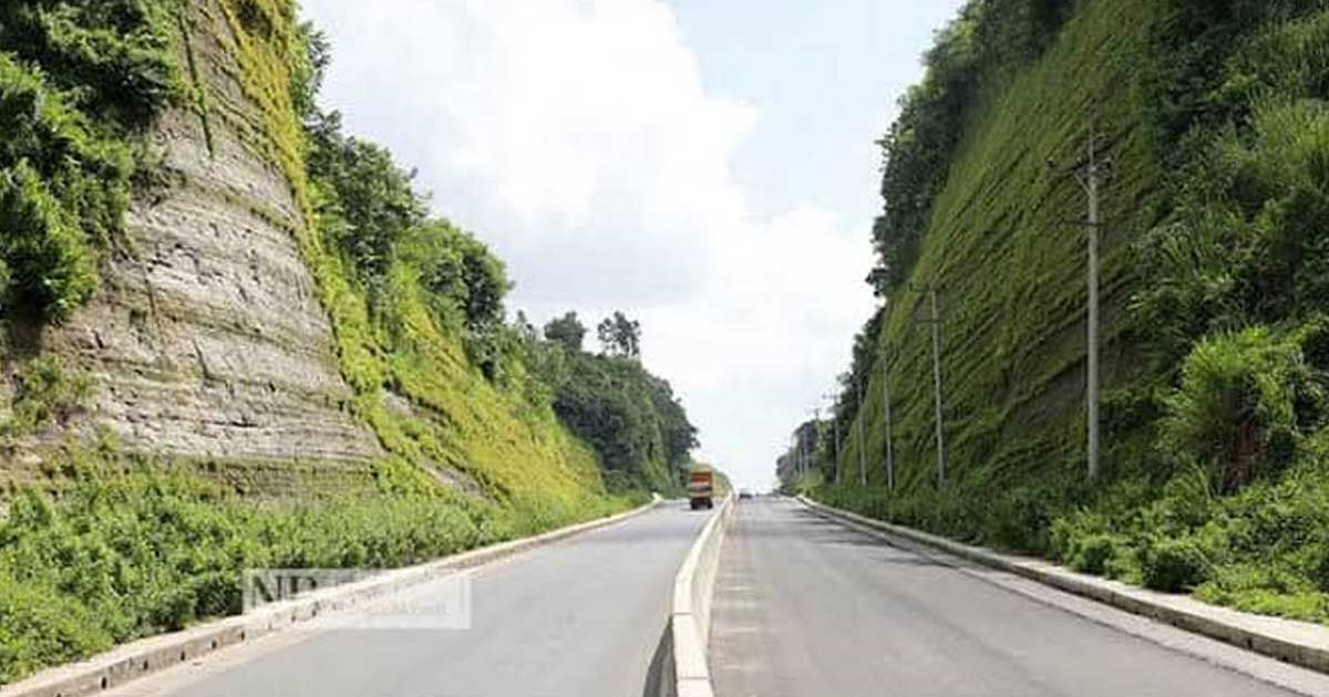 ৪ দশকে চট্টগ্রাম নগরীর ৬০ শতাংশ পাহাড় ধ্বংস