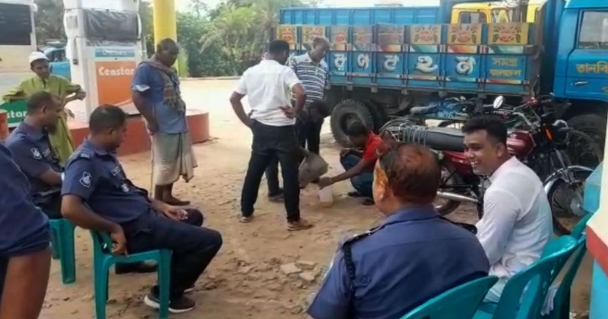 পাম্পের-তেলে-স্টার্ট-নিচ্ছে-না-বাইক-সন্দেহে-মিলল-পানিও