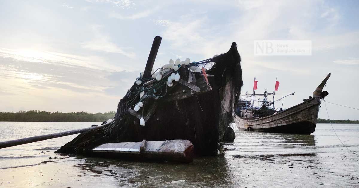 সাগরে-ট্রলারডুবি-২-জেলের-মরদেহ-উদ্ধার-নিখোঁজ-৬