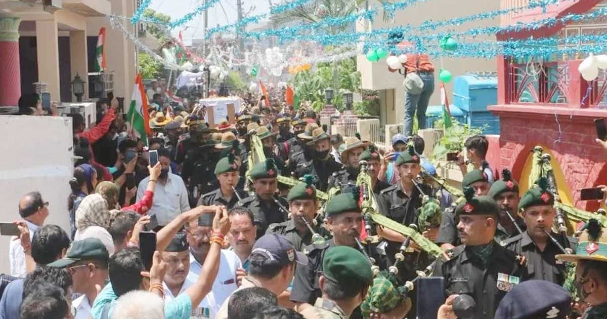 তিন-যুগ-পর-হারবোলা-ফিরলেন-কফিনে