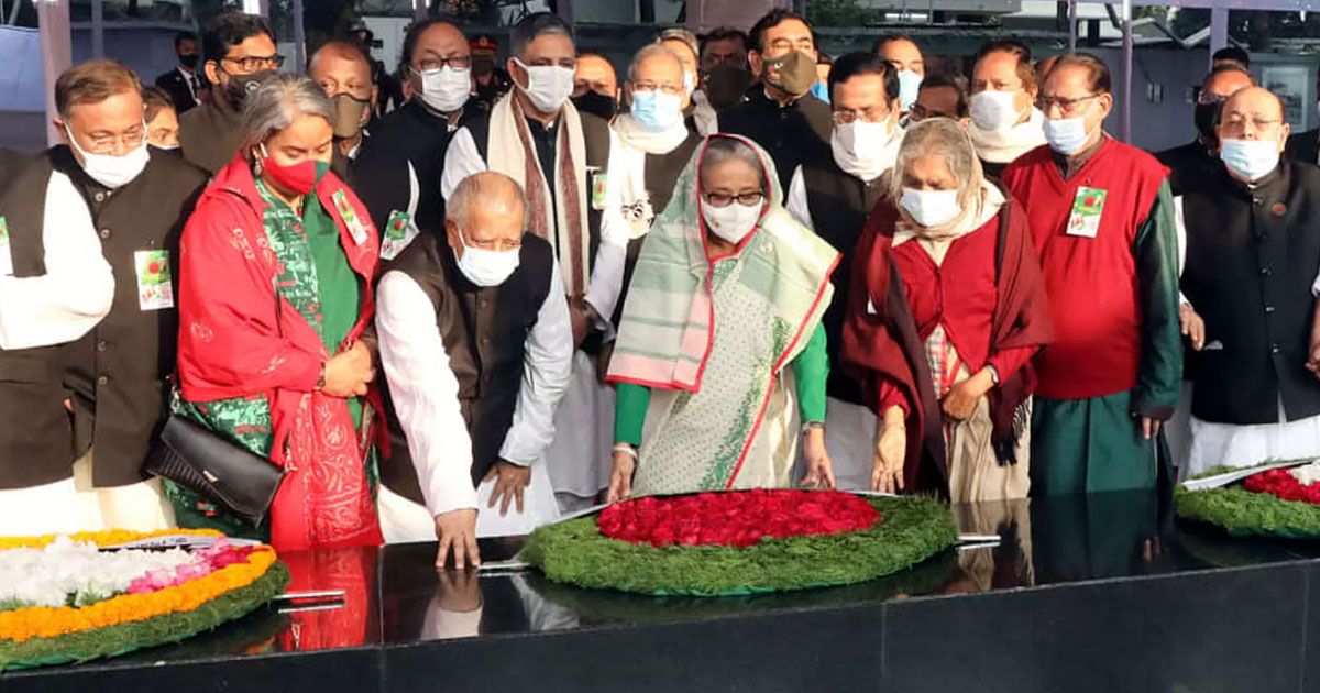 নানা-চাপে-সরকার-দ্রুত-উত্তরণের-আশা