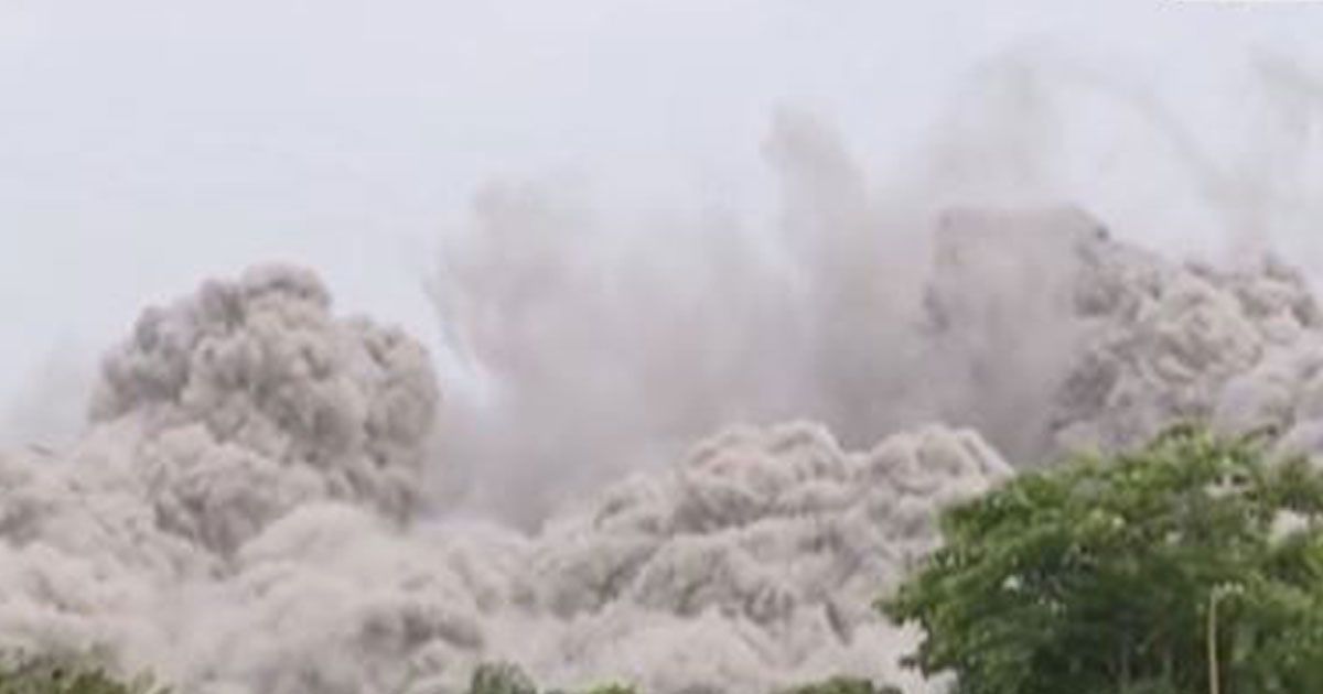 ভারতীয় টুইন টাওয়ার এই ছিল, এই নেই 