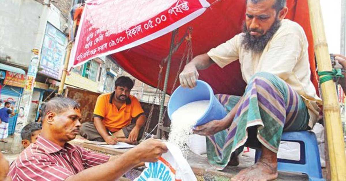 বৃহস্পতিবার থেকে ওএমএসের চাল বিক্রি, কেজি ১৫ টাকা