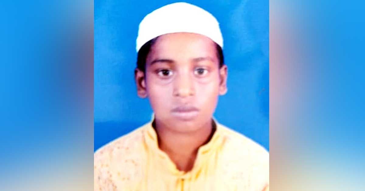 মাদ্রাসাছাত্রের মরদেহ পড়ে ছিল ক্ষেতে
