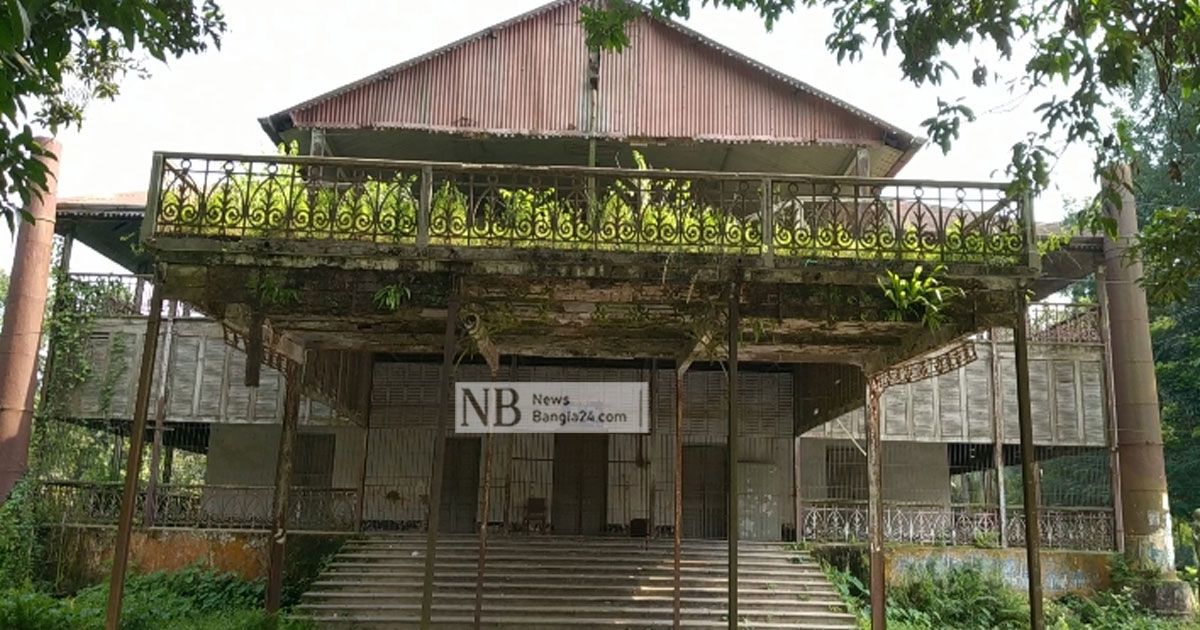 আলেকজান্ডার ক্যাসেল কার বোঝা?