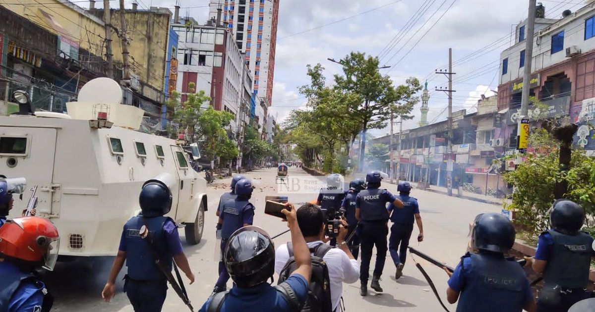 পুলিশের-কথা-মানলে-সংঘাত-হবে-না-ডিএমপি-কমিশনার