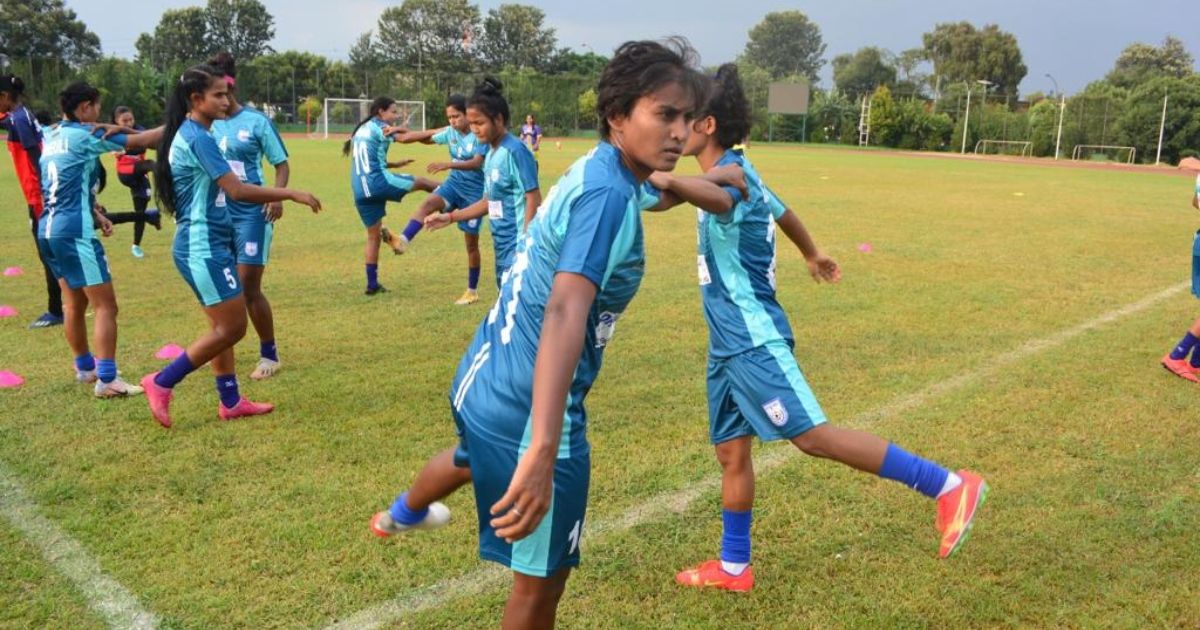 মালদ্বীপের বিপক্ষে সাবিনাকেই ট্রাম্পকার্ড মানছেন ছোটন