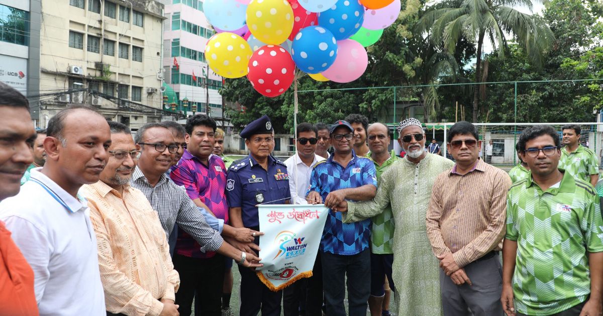 ক্র্যাব ফুটবল টুর্নামেন্টের উদ্বোধন, সেমিফাইনালে চার দল