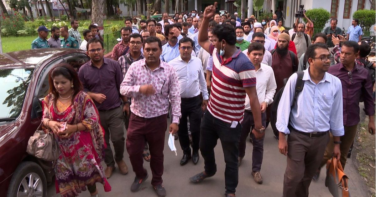 শেবামেকে দুদকের অভিযান নিয়ে হট্টগোল