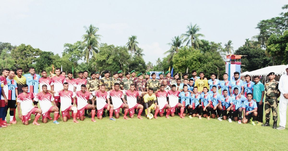 বাংলাদেশ-ভারত সীমান্তরক্ষীর প্রীতি ফুটবল ম্যাচ