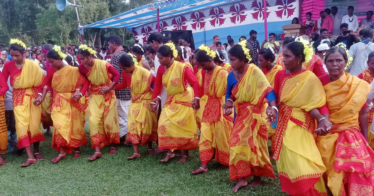 ক্যারমে মাতল নওগাঁ