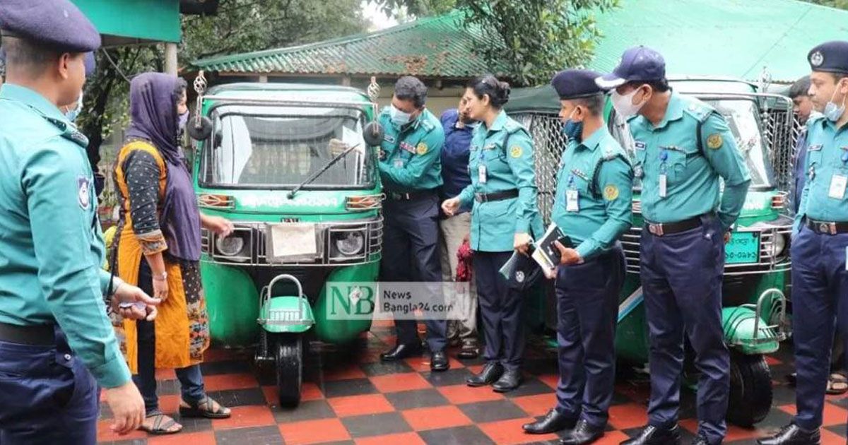 ঢাকায় দিনে বাসে বাড়তি ভাড়া ‘সাড়ে আট কোটি টাকা’