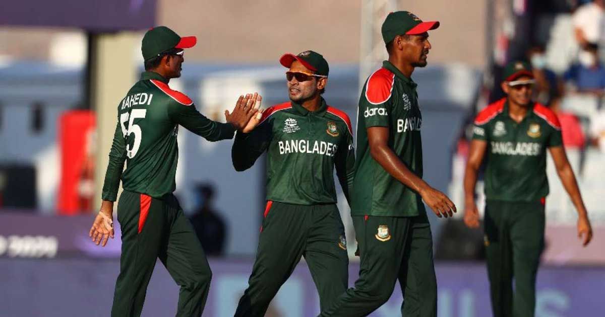 অভিজ্ঞদের থেকে দায়িত্ব বুঝে নিতে হবে তরুণদের