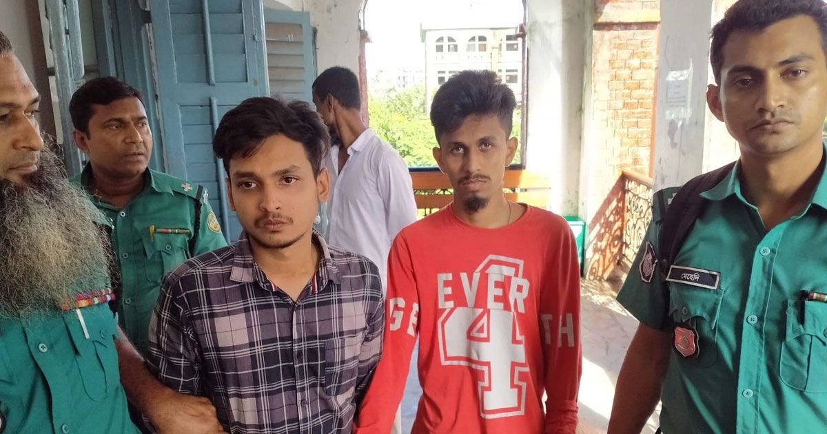 নারীর অভিযোগে ‘বরিশাল বারবিকিউ’ এর ২ অ্যাডমিন গ্রেপ্তার