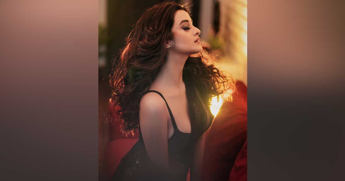 টিমটি ভালো বলেই কাজটি করতে চেয়েছি: দর্শনা বণিক