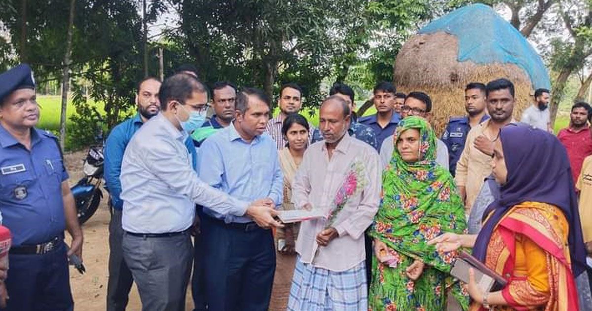 কলসিন্দুরের ৮ খেলোয়াড় পেলেন ৪ লাখ টাকা