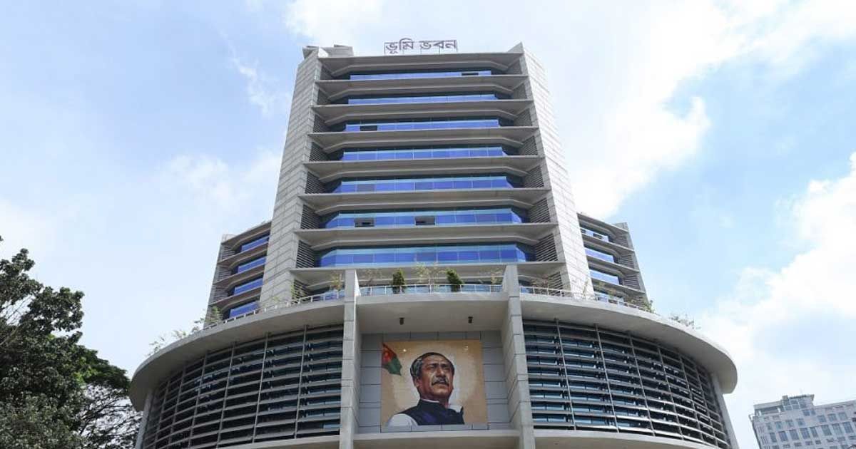 ভূমি অফিসে ৩ বছর পূর্ণ হওয়াদের দ্রুত বদলির নির্দেশ