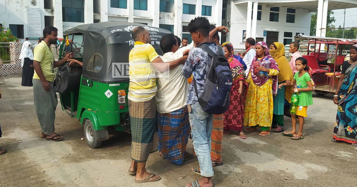 হাসপাতালের সামনে ট্রাকচাপায় প্রাণ গেল ভগ্নিপতি-শ্যালকের