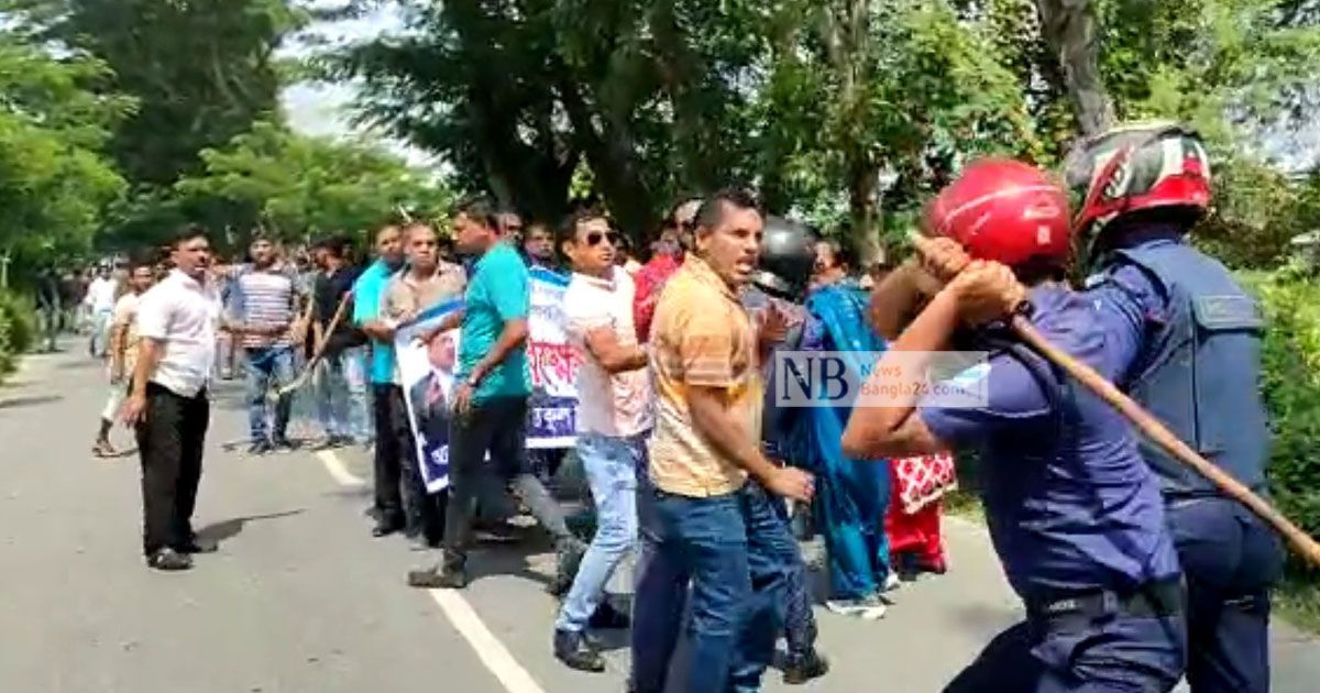 রাজনীতিতে অস্থিরতা, দলের ভেতরে-বাইরে সংঘাত