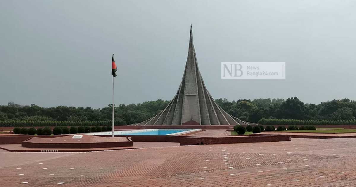 স্মৃতিসৌধে গাছ পড়ে দর্শনার্থীর মৃত্যু