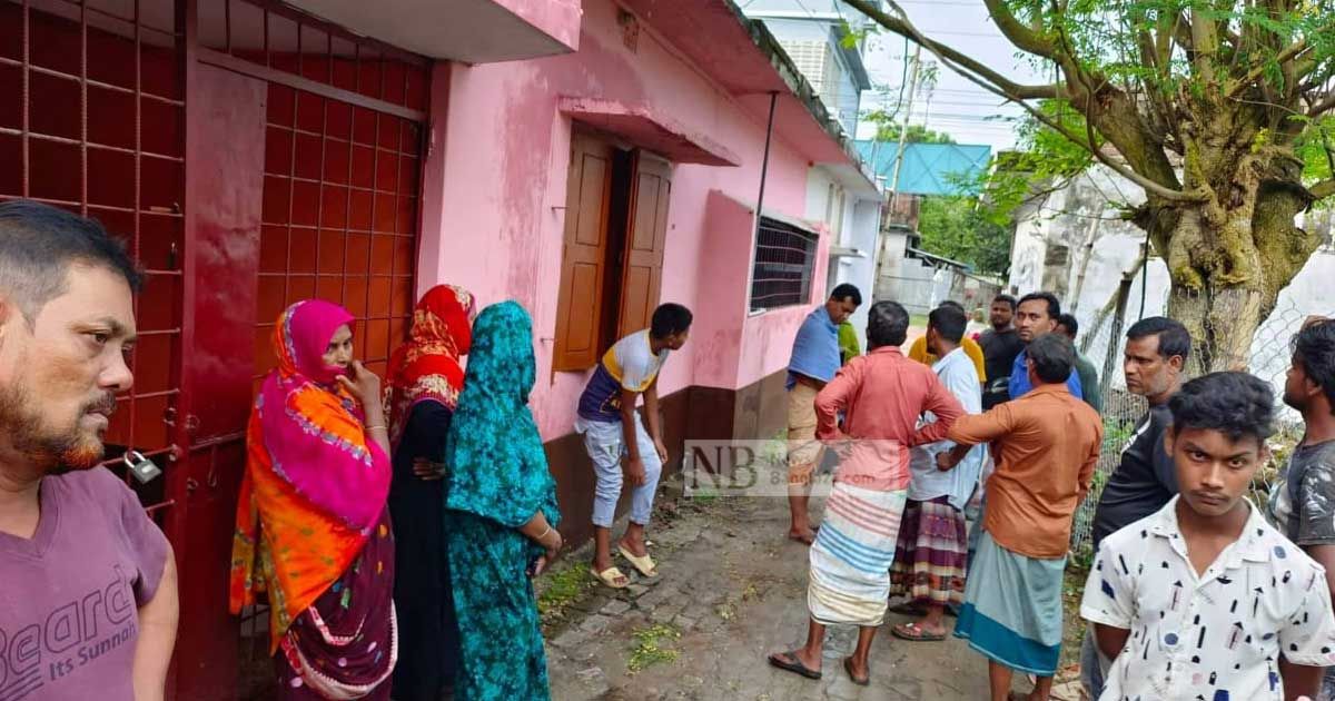 অর্ধ-কোটি-টাকা-নিয়ে-লাপাত্তা-ভুইফোঁড়-এনজিও