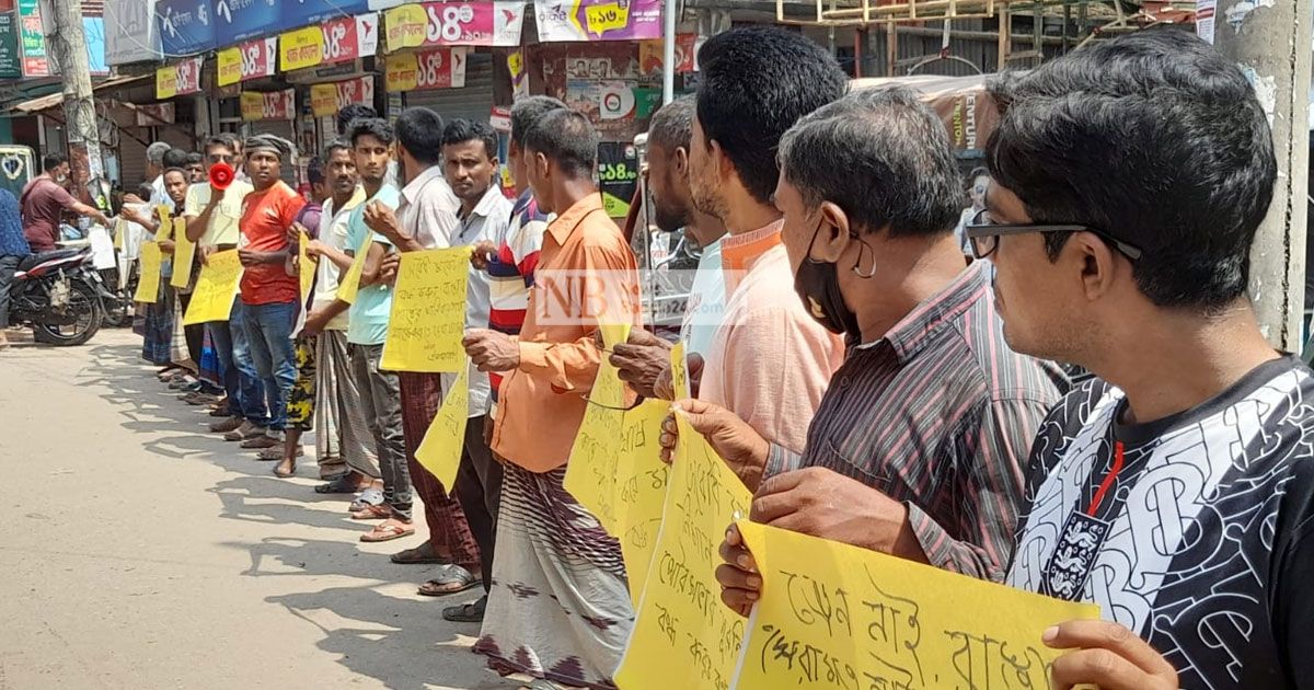 সরকারি জায়গায় অবৈধ স্থাপনা, মেয়র বললেন দেখার সময় নেই