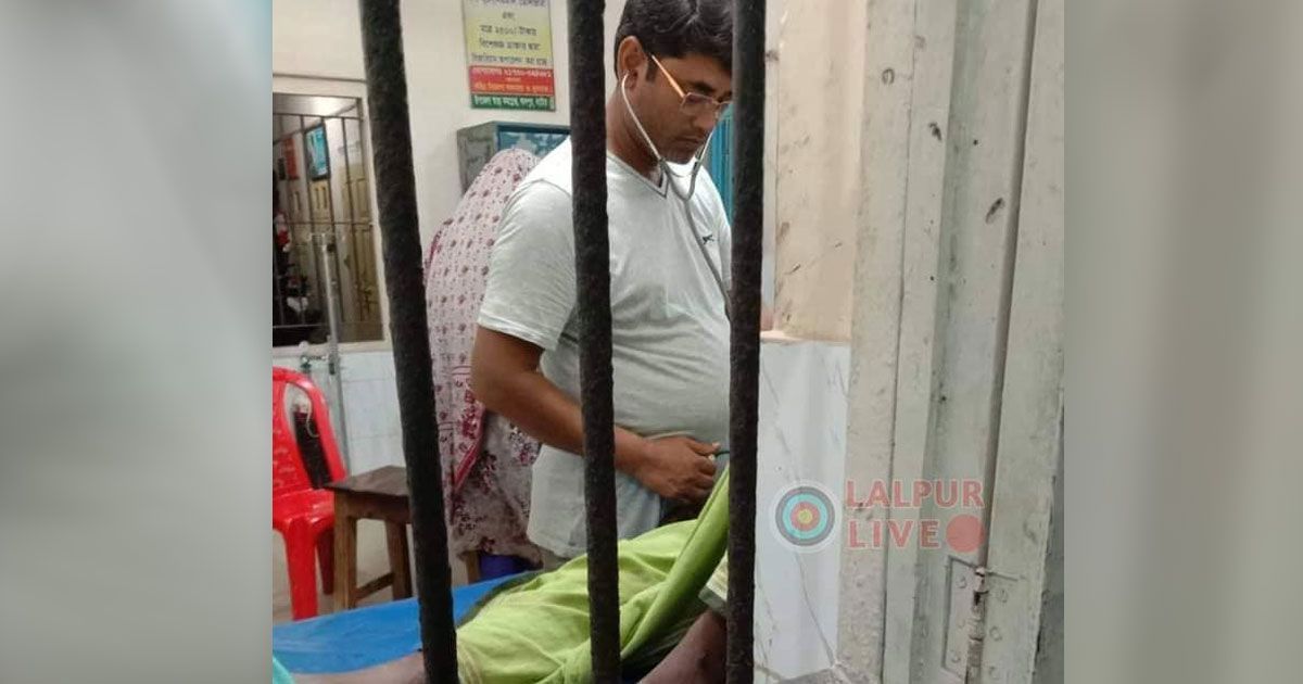 রোগীকে-অ্যাম্বুলেন্সচালকের-চিকিৎসা-গ্রেপ্তারি-পরোয়ানা