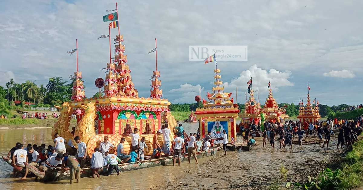 কল্প জাহাজ ভাসিয়ে সম্প্রীতির আহ্বান