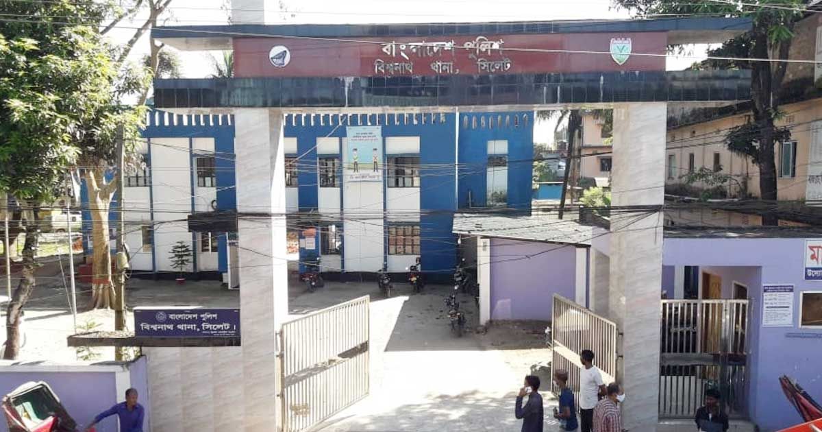 দুই গ্রামবাসীর সংঘর্ষ, ওসিসহ অর্ধশতাধিক আহত