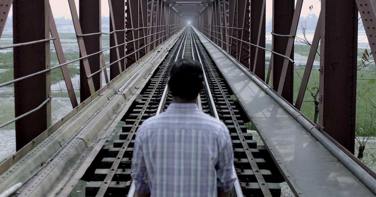 টানা বৃষ্টির দিনে জানালা দিয়ে বাইরে দেখার অনুভূতিই সিনেমা ‘সাঁতাও’