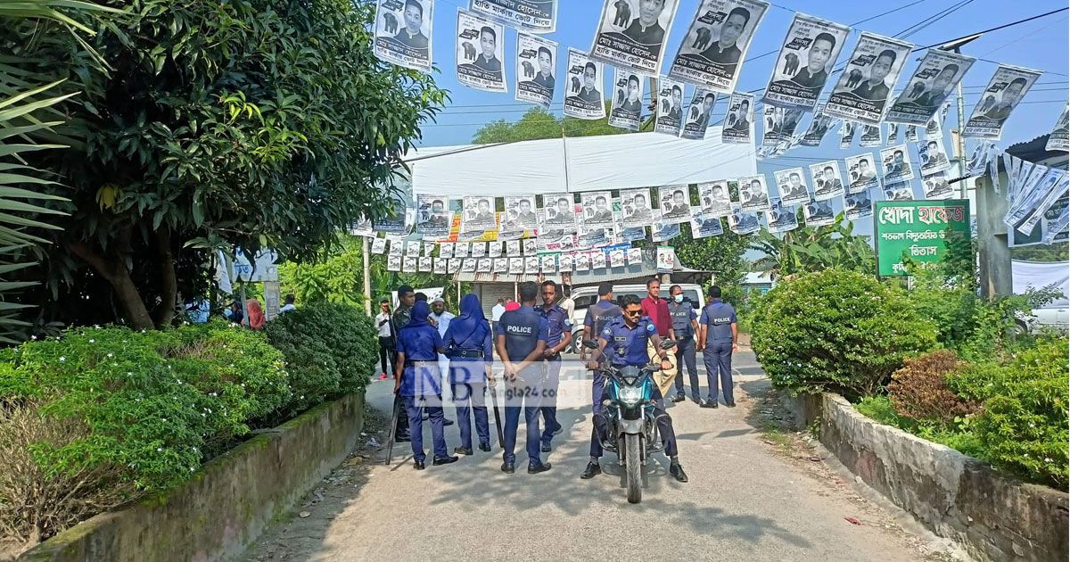 জেলা-পরিষদ-নির্বাচন-ভোট-টানতে-কৌশলী-প্রার্থী