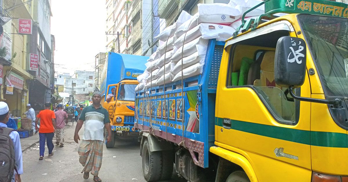 ধর্মঘটে খাতুনগঞ্জে ব্যবসায়ীদের লোকসান দুই শ কোটি টাকা