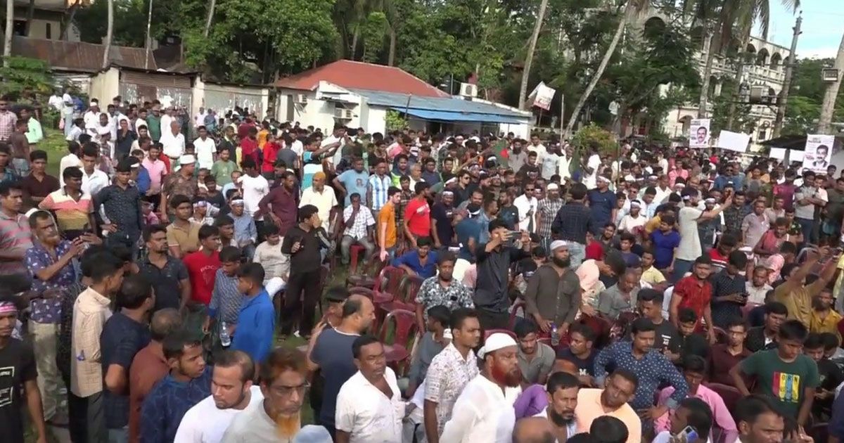 আবার অশান্ত হচ্ছে লক্ষ্মীপুর