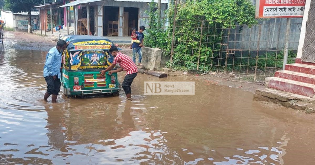 তিন কিলোমিটার দীর্ঘ ভোগান্তি