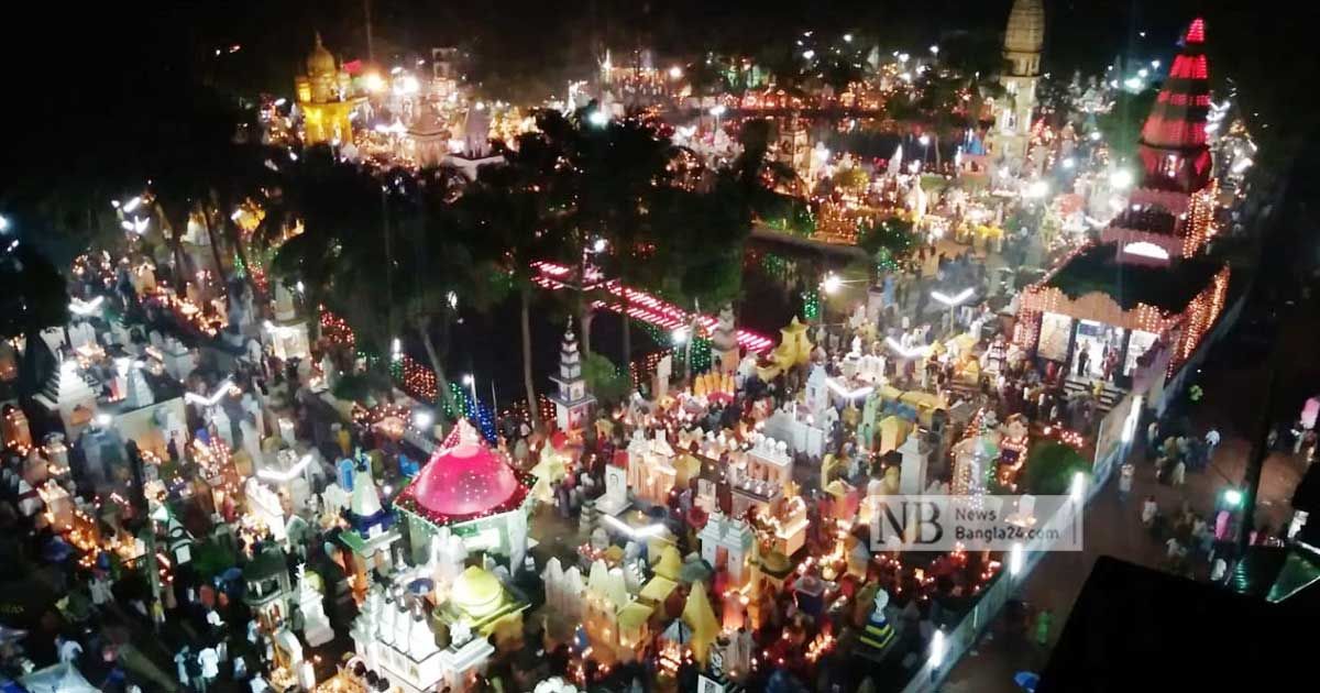 শ্মশান দীপালি উৎসবে লাখো মানুষের সমাগম