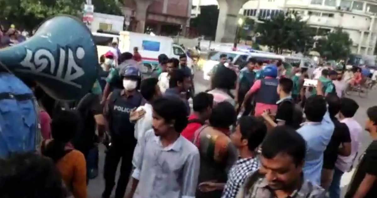 শাহবাগে-পুলিশের-ওপর-হামলা-পেছাল-তদন্ত-প্রতিবেদন