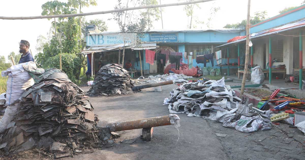 চেয়ারম্যানের-ইটভাটায়-সিসা-কারখানা-বাড়ছে-রোগব্যাধি